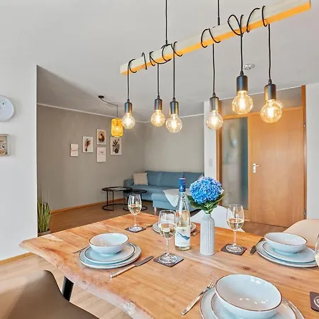 Louise's An Der Uferpromenade Lägenhet Friedrichshafen